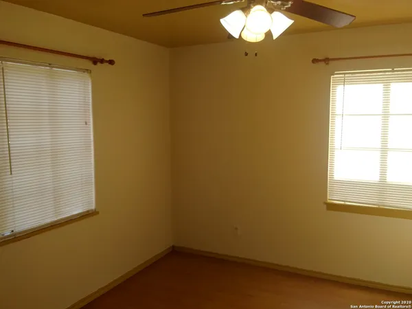 $745 | 805 Eleanor Avenue, Unit B, San Antonio, TX 78209