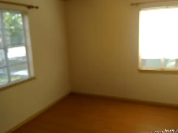 $745 | 805 Eleanor Avenue, Unit B, San Antonio, TX 78209
