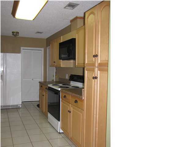 6052 Bud Moulton Road Crestview, FL 32536 - Photo 3 of 10 Gallery Image 3