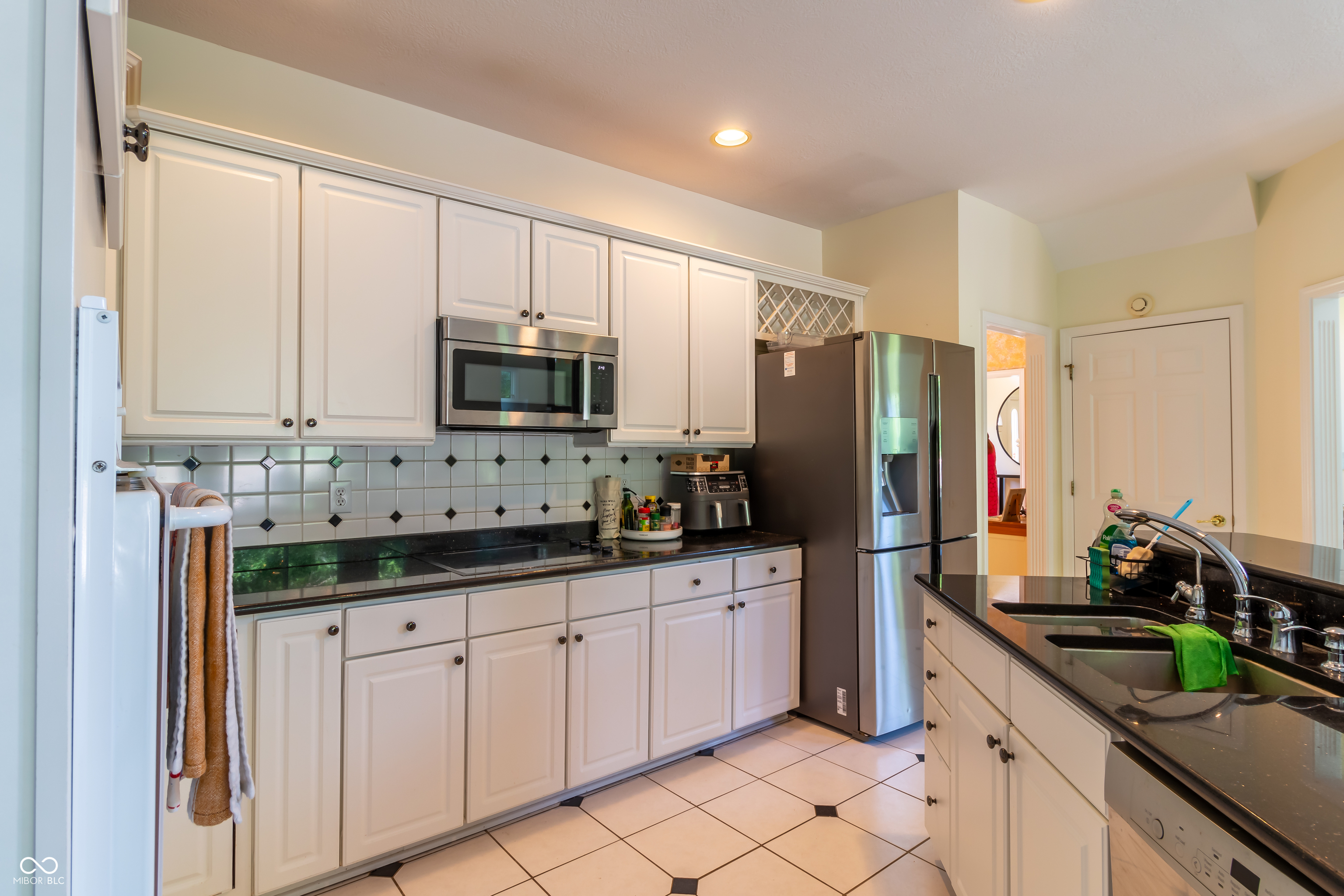 4957 Shadow Rock Circle Carmel, IN 46033 - Photo 12 of 30