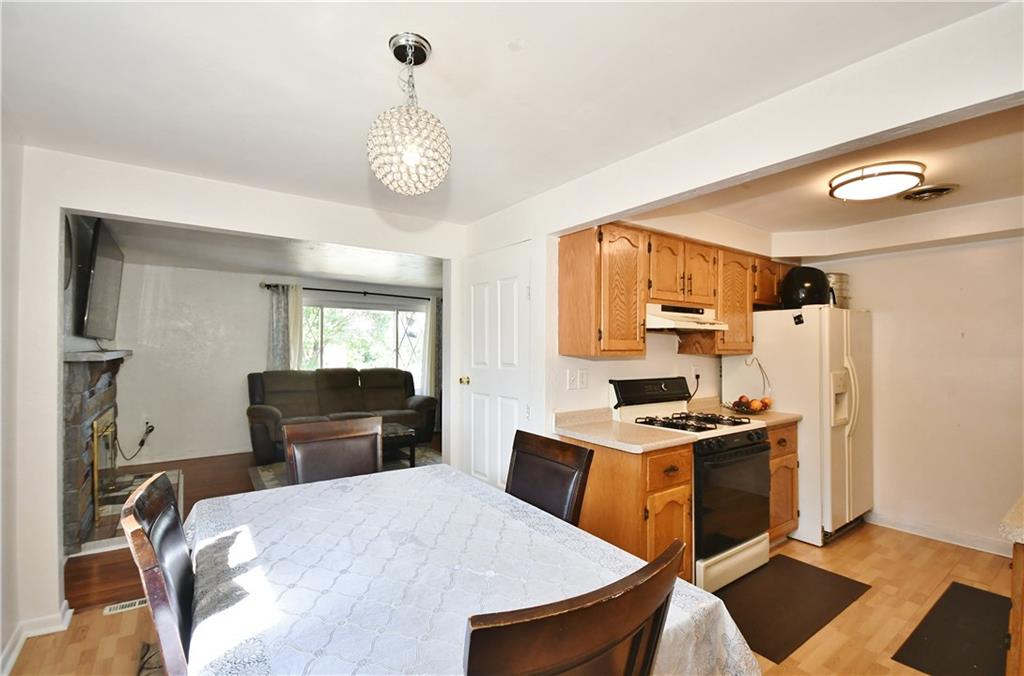 1614 Hollyrood Road Pittsburgh, PA 15227 - Photo 17 of 25 Gallery Image 17