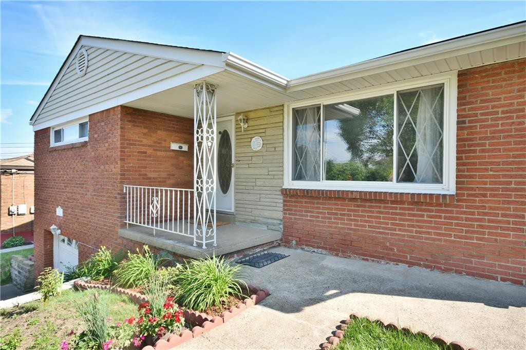 1614 Hollyrood Road Pittsburgh, PA 15227 - Photo 22 of 25 Gallery Image 22