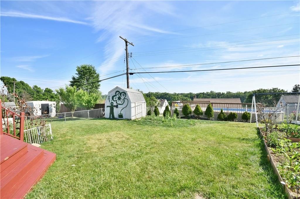 1614 Hollyrood Road Pittsburgh, PA 15227 - Photo 6 of 25 Gallery Image 6