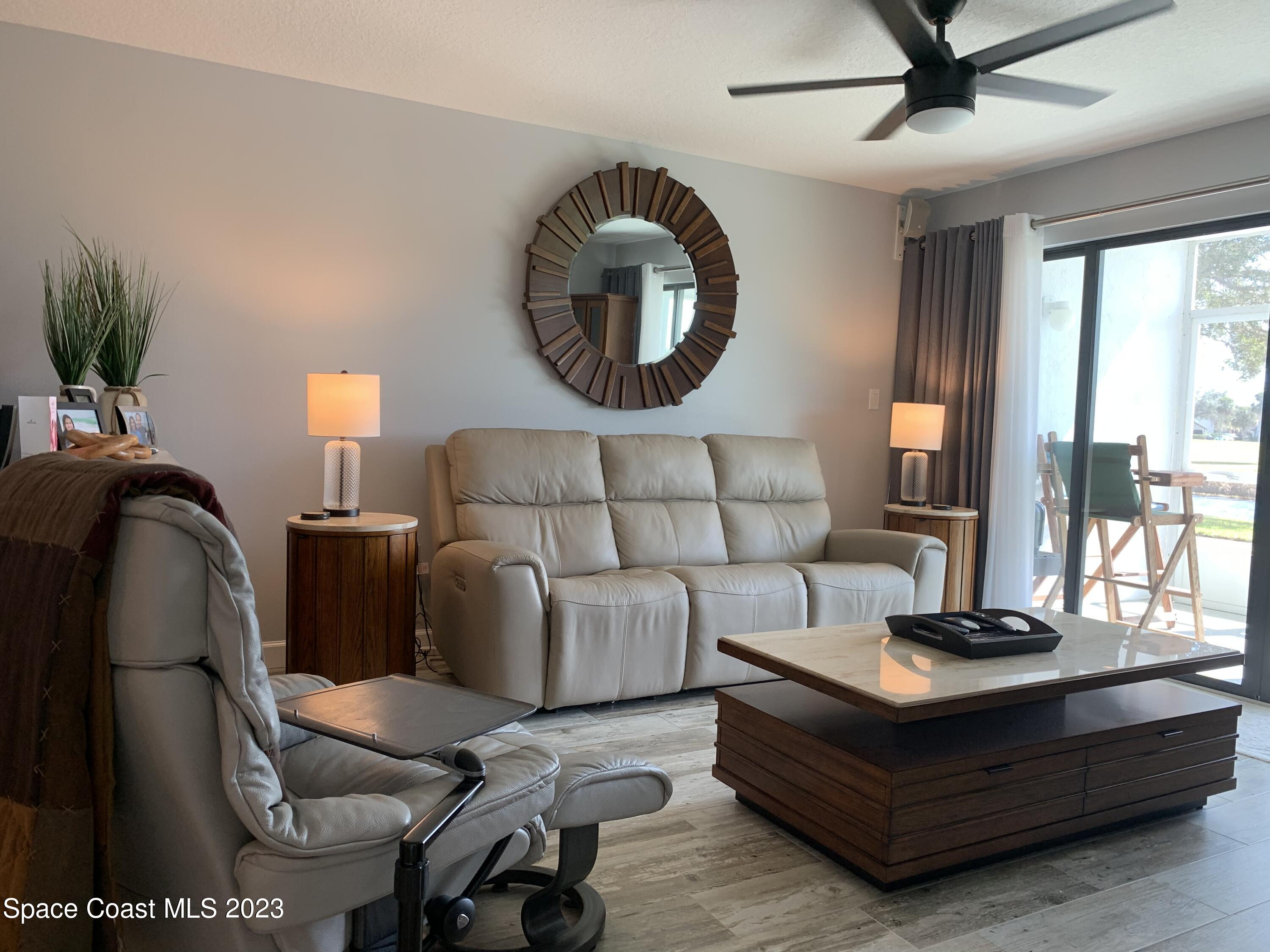 2727 North Wickham Road, Unit 10510 Melbourne, FL 32935 - Photo 5 of 16 F6DAD2F4-BB39-48C6-AF64-14885615CE57