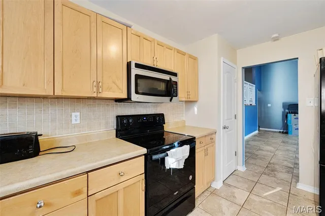 $425,000 | 2713 Treadway Avenue, St. Charles, MO 63301