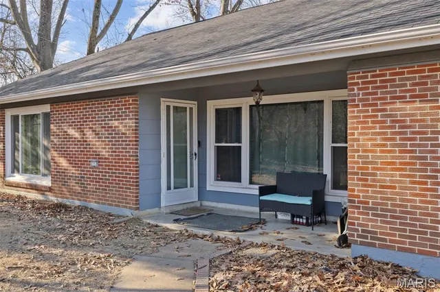 $425,000 | 2713 Treadway Avenue, St. Charles, MO 63301