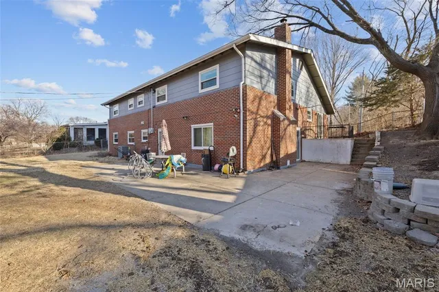 $425,000 | 2713 Treadway Avenue, St. Charles, MO 63301