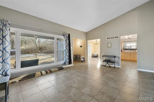 $425,000 | 2713 Treadway Avenue, St. Charles, MO 63301