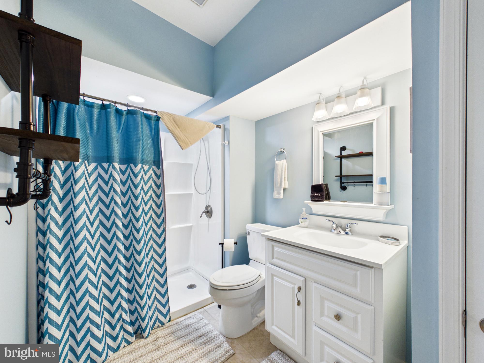 26285 Broadkill Road Milton, DE 19968 - Photo 86 of 98 Barn - Coastal Suite (Full Bathroom)