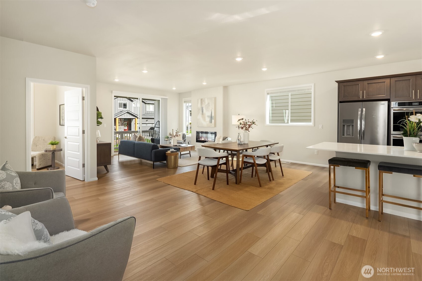 6130 135th Place Southwest Edmonds, WA 98026 - Photo 7 of 40