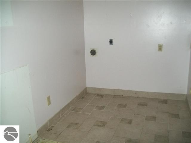 3843 South Alamando Road St. Louis, MI 48880 - Photo 30 of 62 1744471-31.JPG