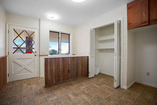 $1,100,000 | 34848 Woodland Road, Paola, KS 66071