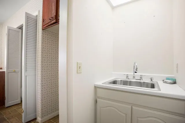 $1,100,000 | 34848 Woodland Road, Paola, KS 66071