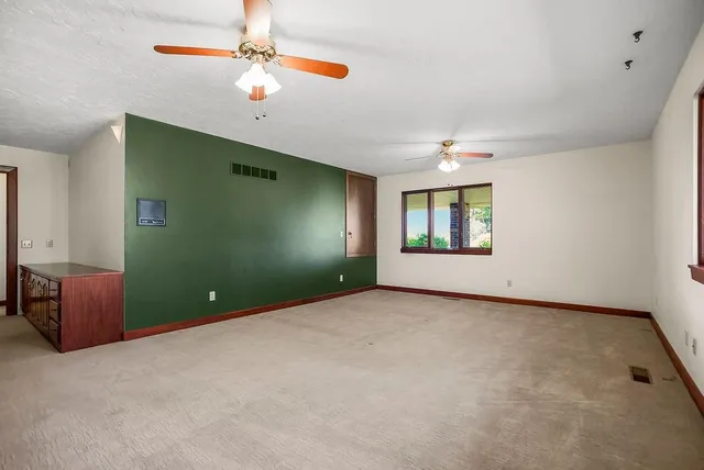 $1,100,000 | 34848 Woodland Road, Paola, KS 66071