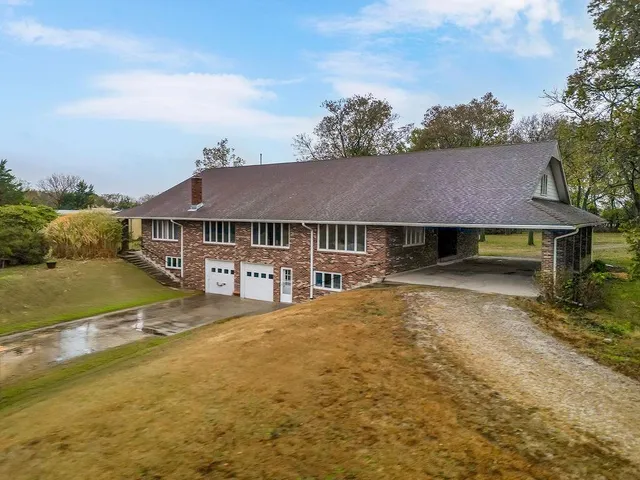 $1,100,000 | 34848 Woodland Road, Paola, KS 66071