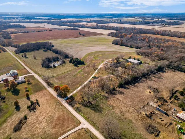$1,100,000 | 34848 Woodland Road, Paola, KS 66071
