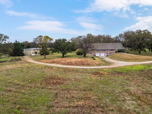 $1,100,000 | 34848 Woodland Road, Paola, KS 66071