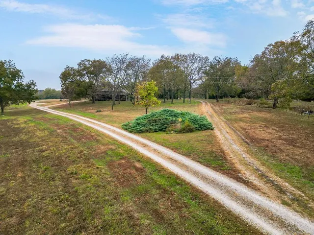 $1,100,000 | 34848 Woodland Road, Paola, KS 66071
