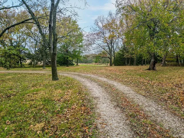 $1,100,000 | 34848 Woodland Road, Paola, KS 66071