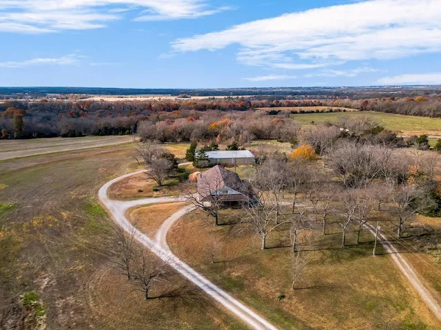 $1,100,000 | 34848 Woodland Road, Paola, KS 66071