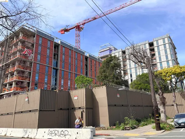$2,500,000 | 2509 Dwight Way, Berkeley, CA 94704