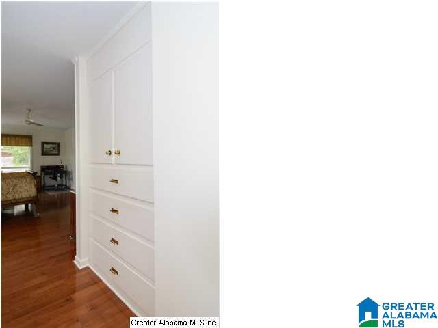 3737 Forest Run Road Birmingham, AL 35223 - Photo 17 of 32