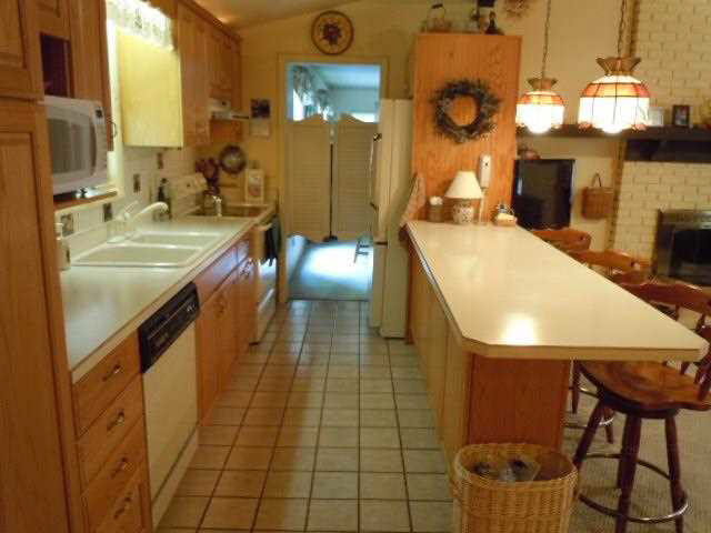 2913 West Riggin Road Muncie, IN 47304 - Photo 9 of 14