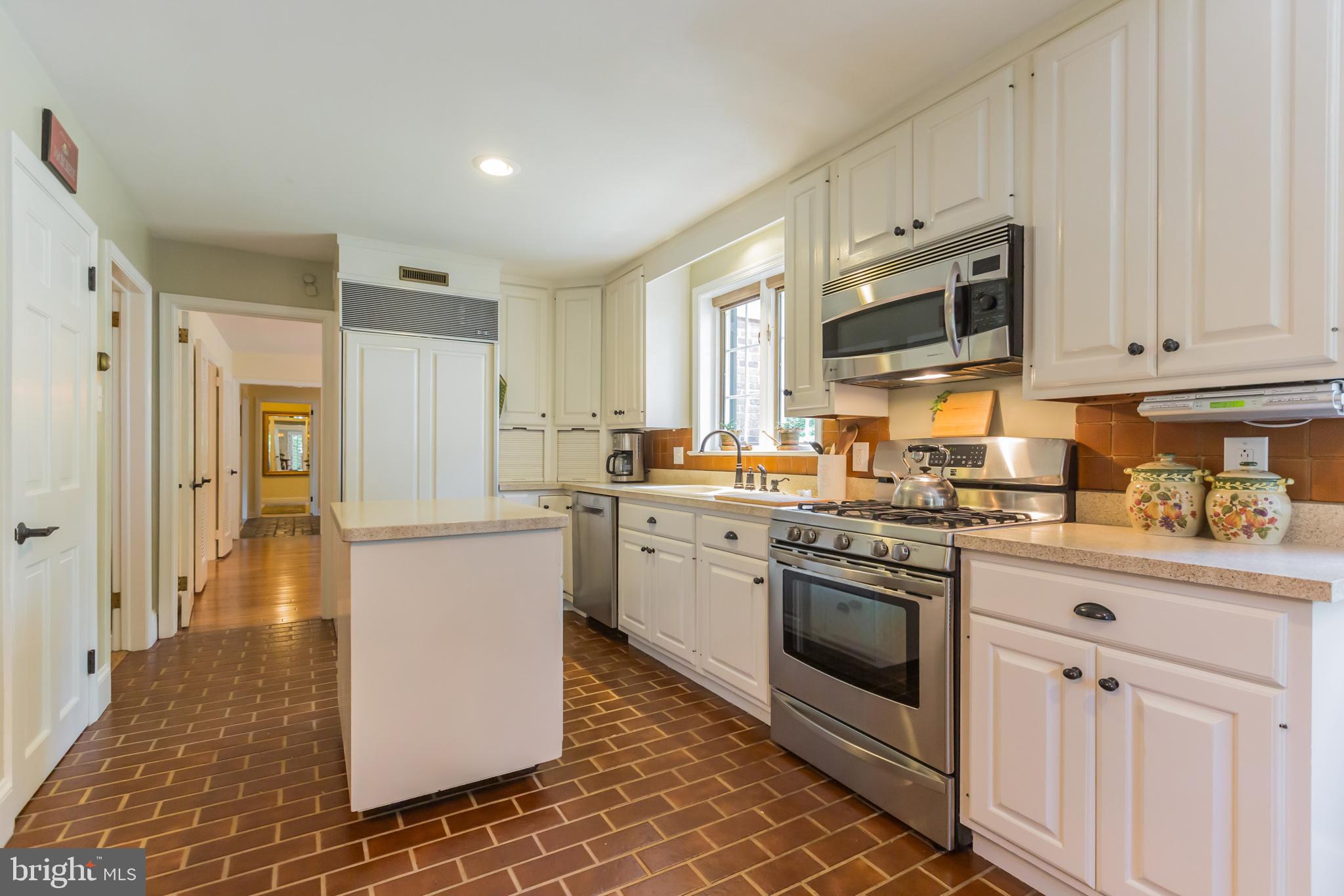 203 South Radnor Chester Road Villanova, PA 19085 - Photo 9 of 30