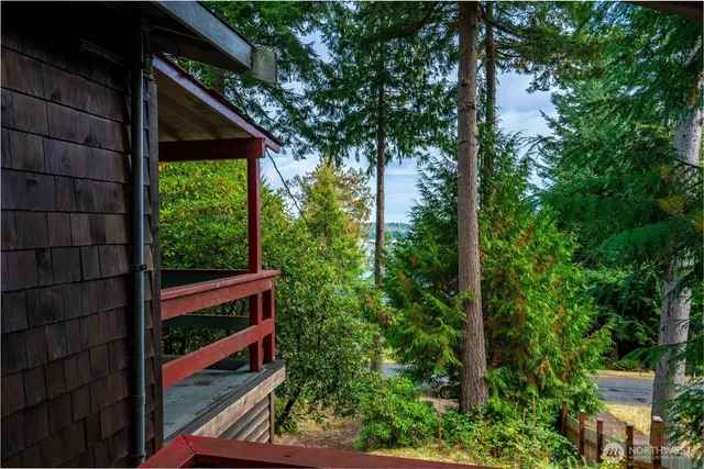 $275,000 | 2929 Cedar Avenue, Lummi Island, WA 98262