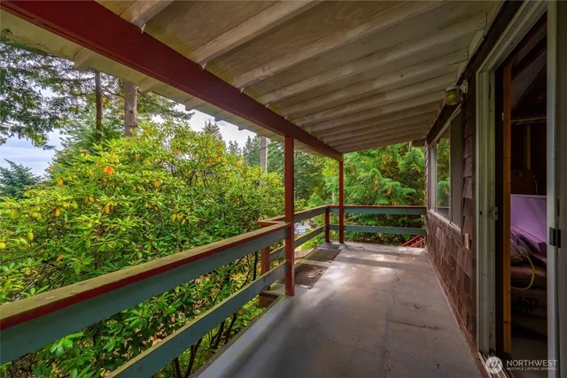 $275,000 | 2929 Cedar Avenue, Lummi Island, WA 98262