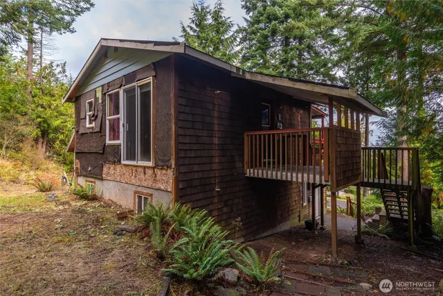 $275,000 | 2929 Cedar Avenue, Lummi Island, WA 98262
