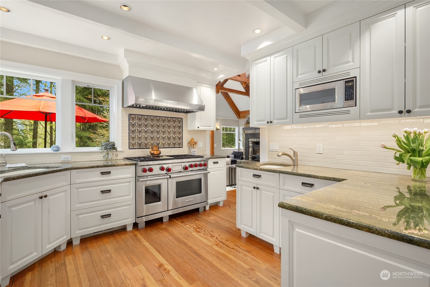 8020 Hansen Road Northeast Bainbridge Island, WA 98110 - Photo 11 of 38 Gallery Image 11