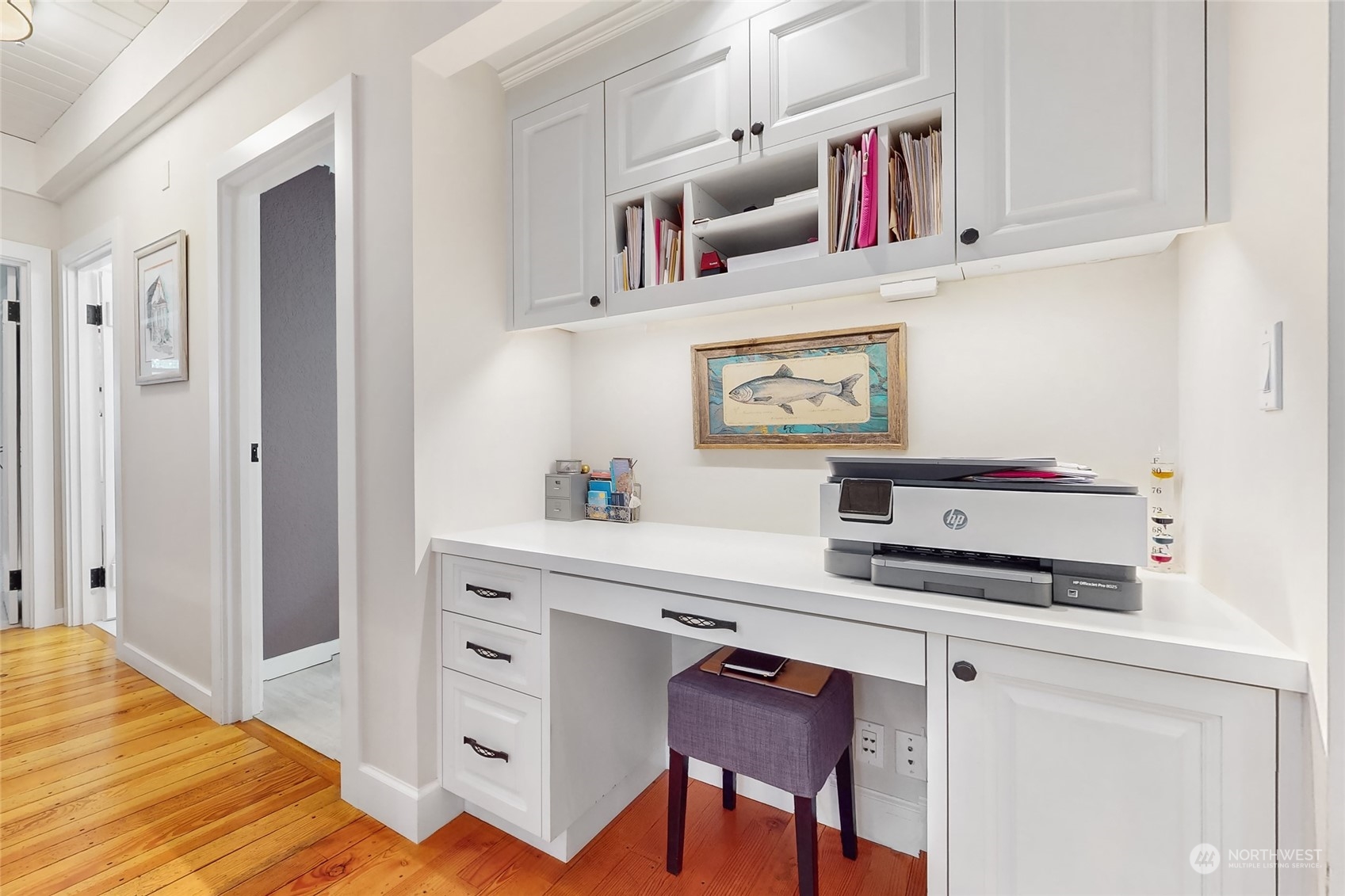 8020 Hansen Road Northeast Bainbridge Island, WA 98110 - Photo 14 of 38 Gallery Image 14