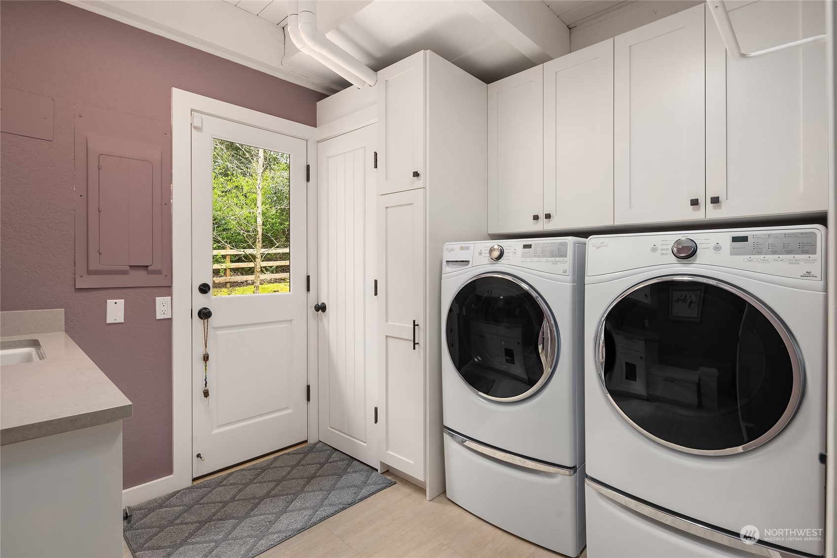 8020 Hansen Road Northeast Bainbridge Island, WA 98110 - Photo 29 of 38 Gallery Image 29