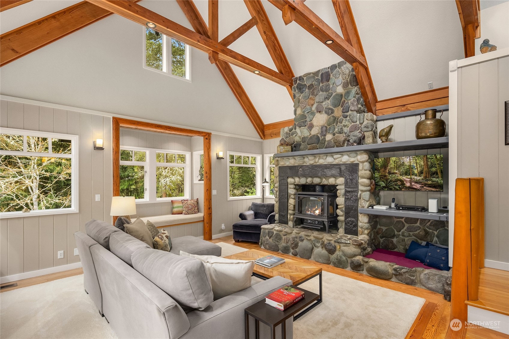 8020 Hansen Road Northeast Bainbridge Island, WA 98110 - Photo 9 of 38 Gallery Image 9