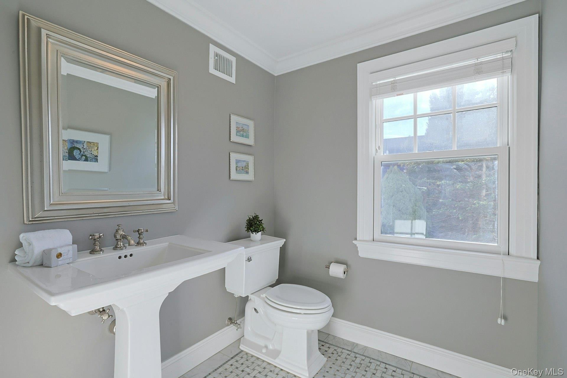 369 Evandale Road Scarsdale, NY 10583 - Photo 19 of 49 First level well-appointed powder room.