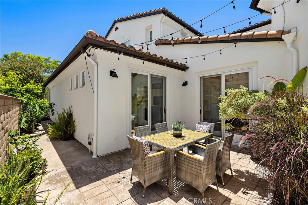 5 Drackert Lane Ladera Ranch, CA 92694 - Photo 36 of 57 side yard w/room for seating