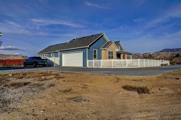 $1,159,000 | 421 35 Road, Palisade, CO 81526