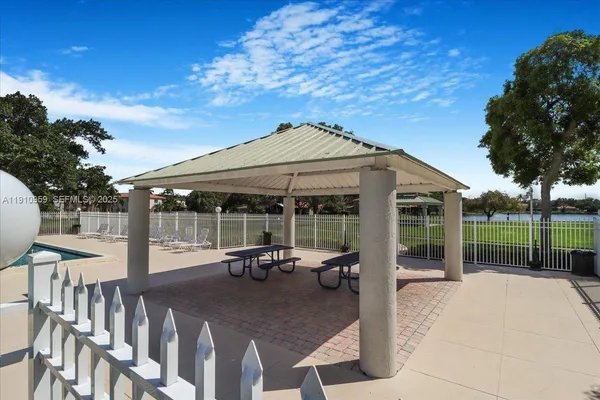 $3,300 | 11175 Southwest 17th Manor, Unit 11175, Davie, FL 33324