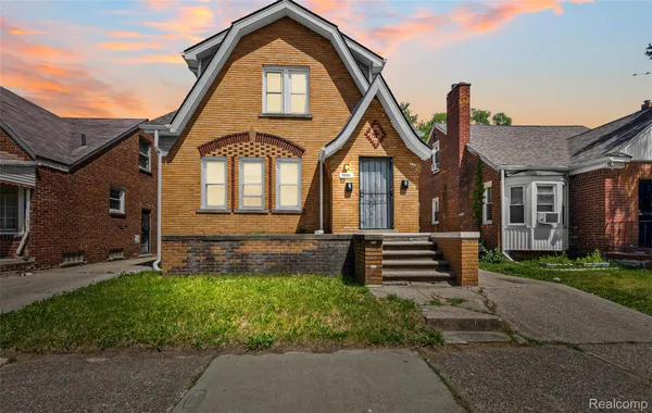 $800 | 15760 Monte Vista Street, Unit 2, Detroit, MI 48238
