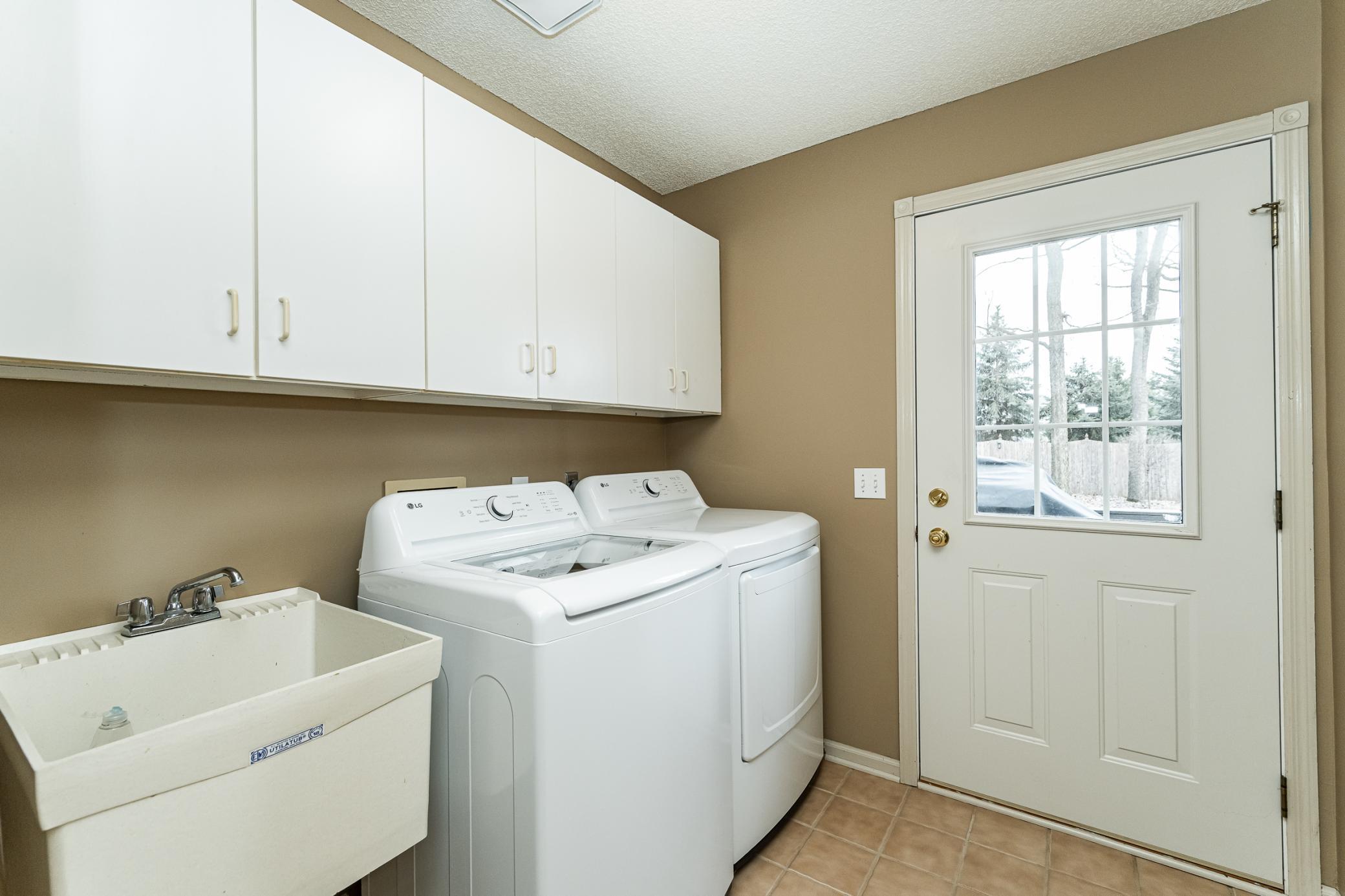 1075 23rd Avenue Southwest Rochester, MN 55902 - Photo 16 of 41