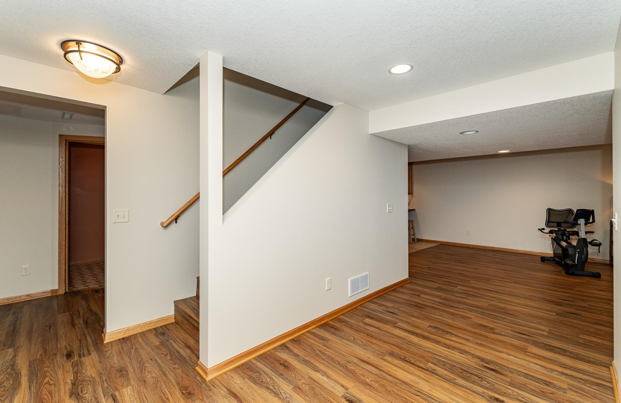 1075 23rd Avenue Southwest Rochester, MN 55902 - Photo 28 of 41