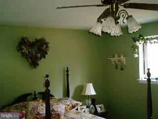 23 Freedom Road Sewell, NJ 08080 - Photo 5 of 6
