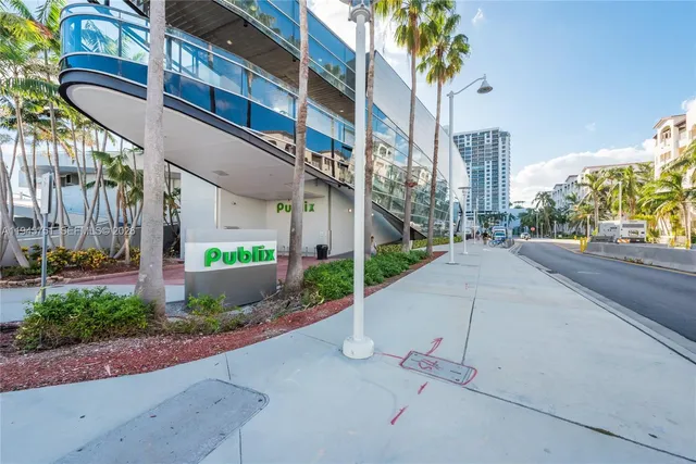$3,400,000 | 1220 West 21st Street, Miami Beach, FL 33140