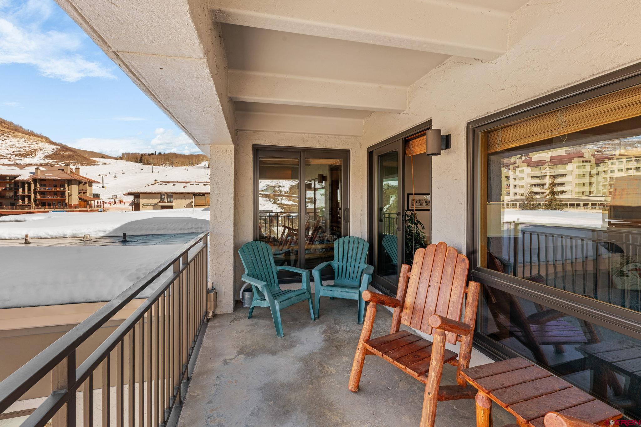 11 Snowmass Road, Unit 638 Crested Butte, CO 81225 - Photo 30 of 41 a room with furniture