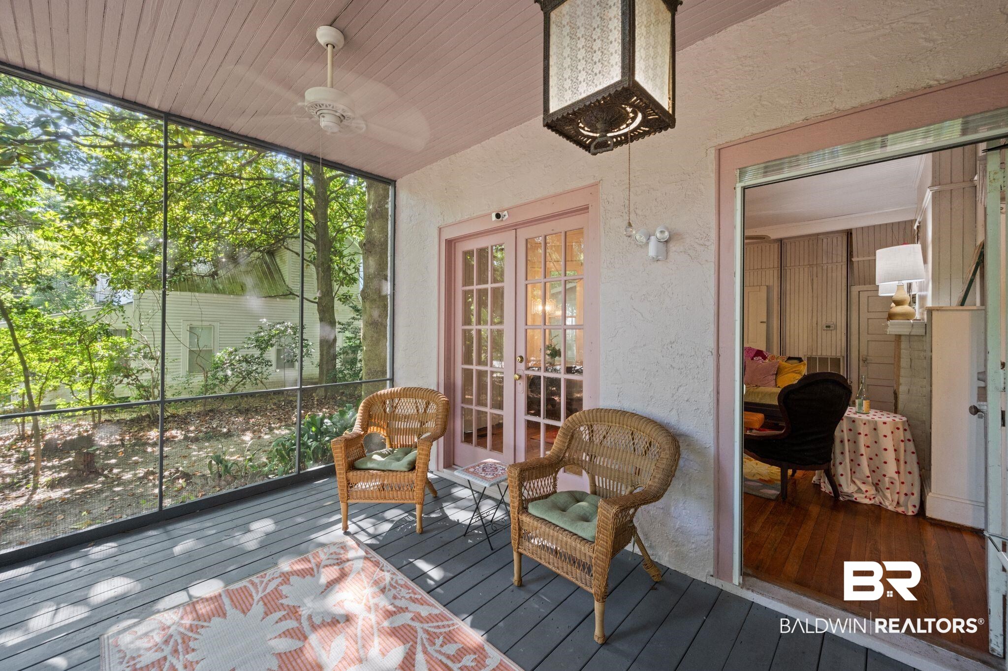115 Fairhope Avenue Fairhope, AL 36532 - Photo 3 of 49