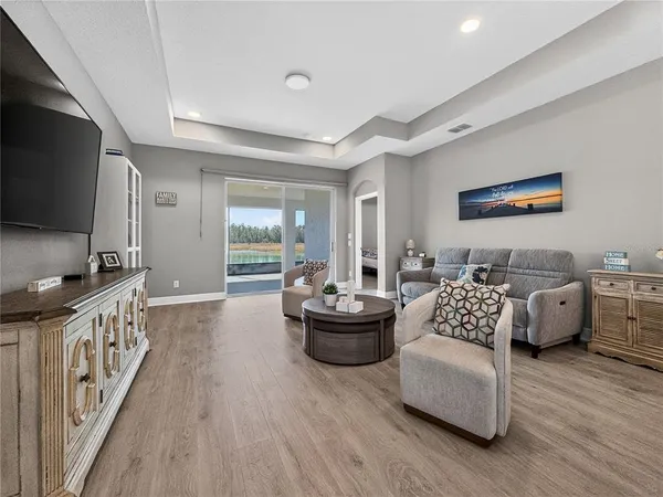 $3,200 | 1673 Suttonset Trail, Zephyrhills, FL 33541