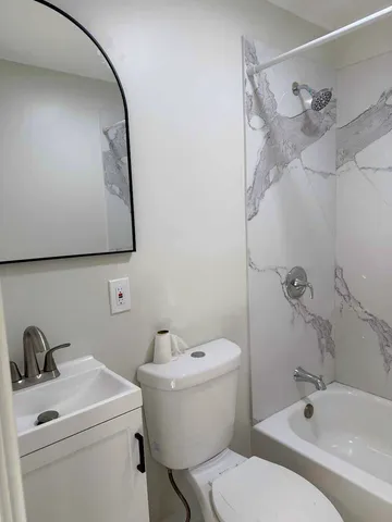 $330,000 | 1324-1324 Trenary Way, Modesto, CA 95354