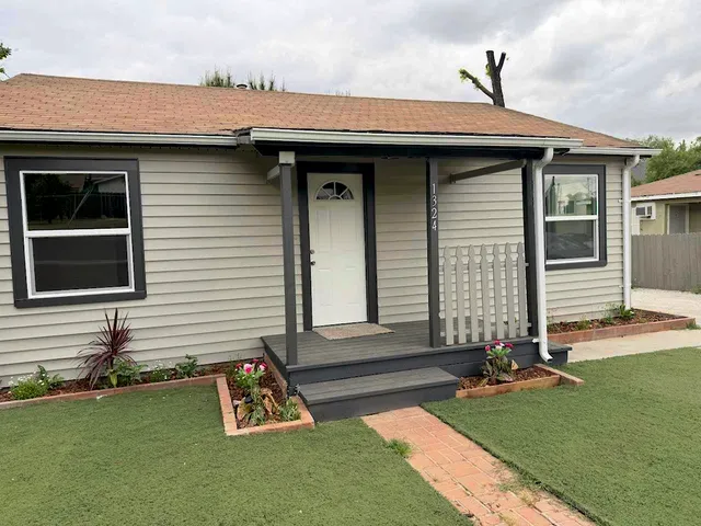 $330,000 | 1324-1324 Trenary Way, Modesto, CA 95354