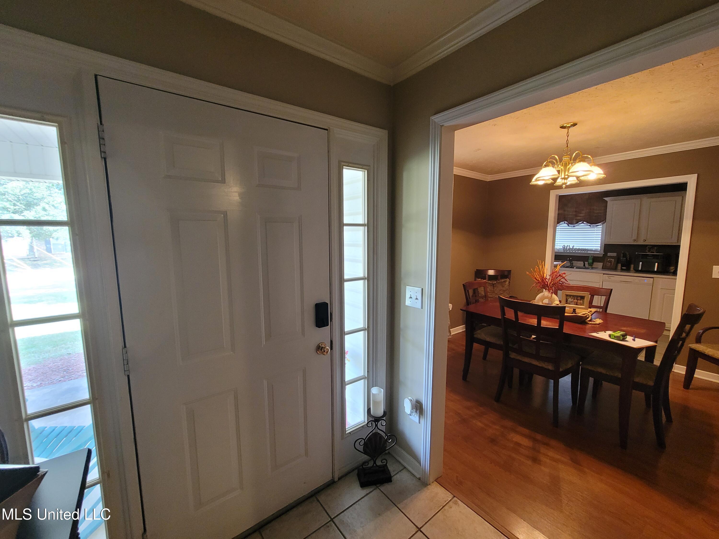 317 Willow Run Pearl, MS 39208 - Photo 46 of 49 Foyer